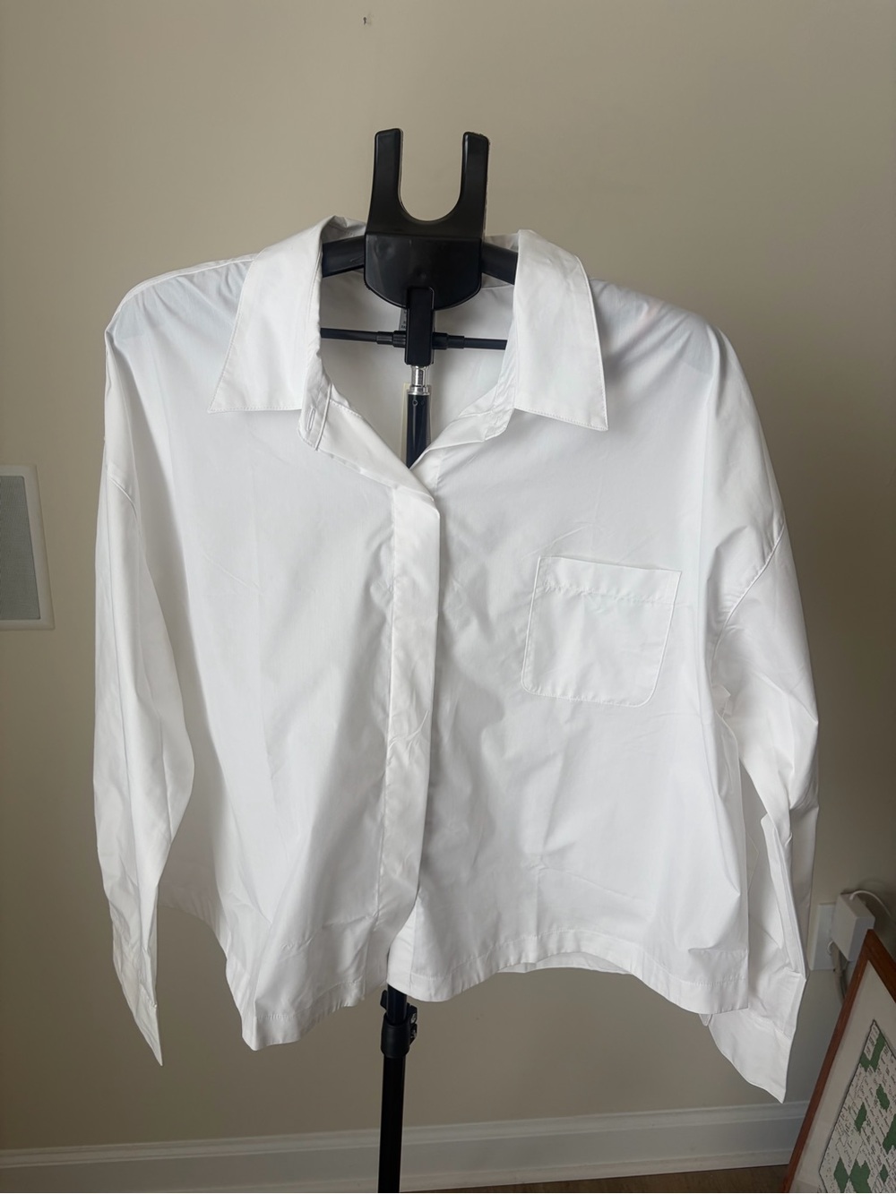 Victoria’s Secret VSX White Cropped Button-Down Shirt XXL NWT
